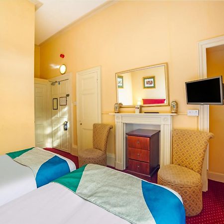 Oyo Bailbrook Lodge, Bath Zewnętrze zdjęcie