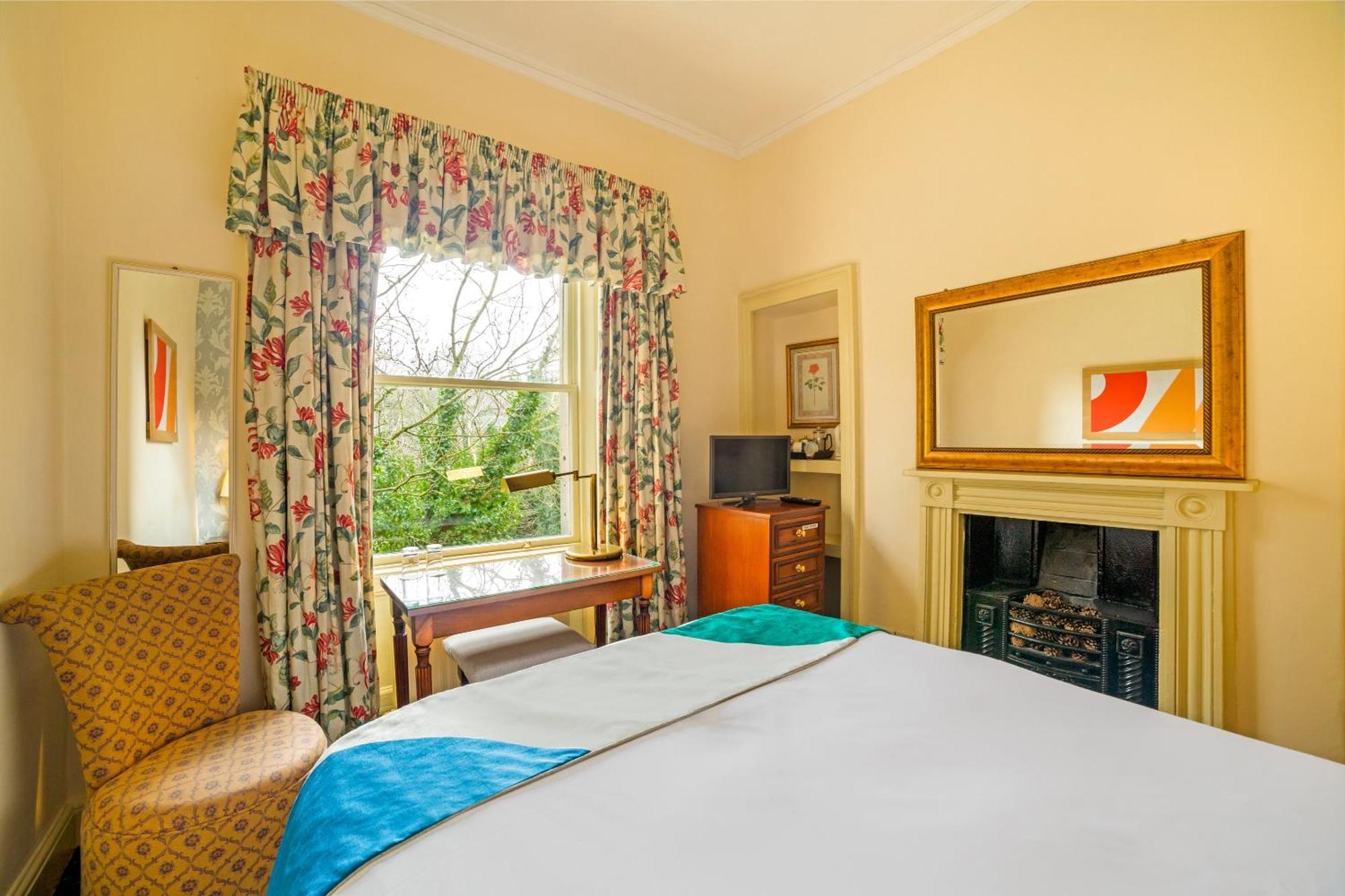 Oyo Bailbrook Lodge, Bath Zewnętrze zdjęcie