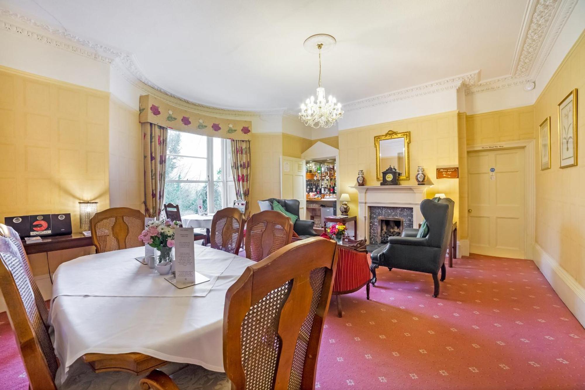 Oyo Bailbrook Lodge, Bath Zewnętrze zdjęcie