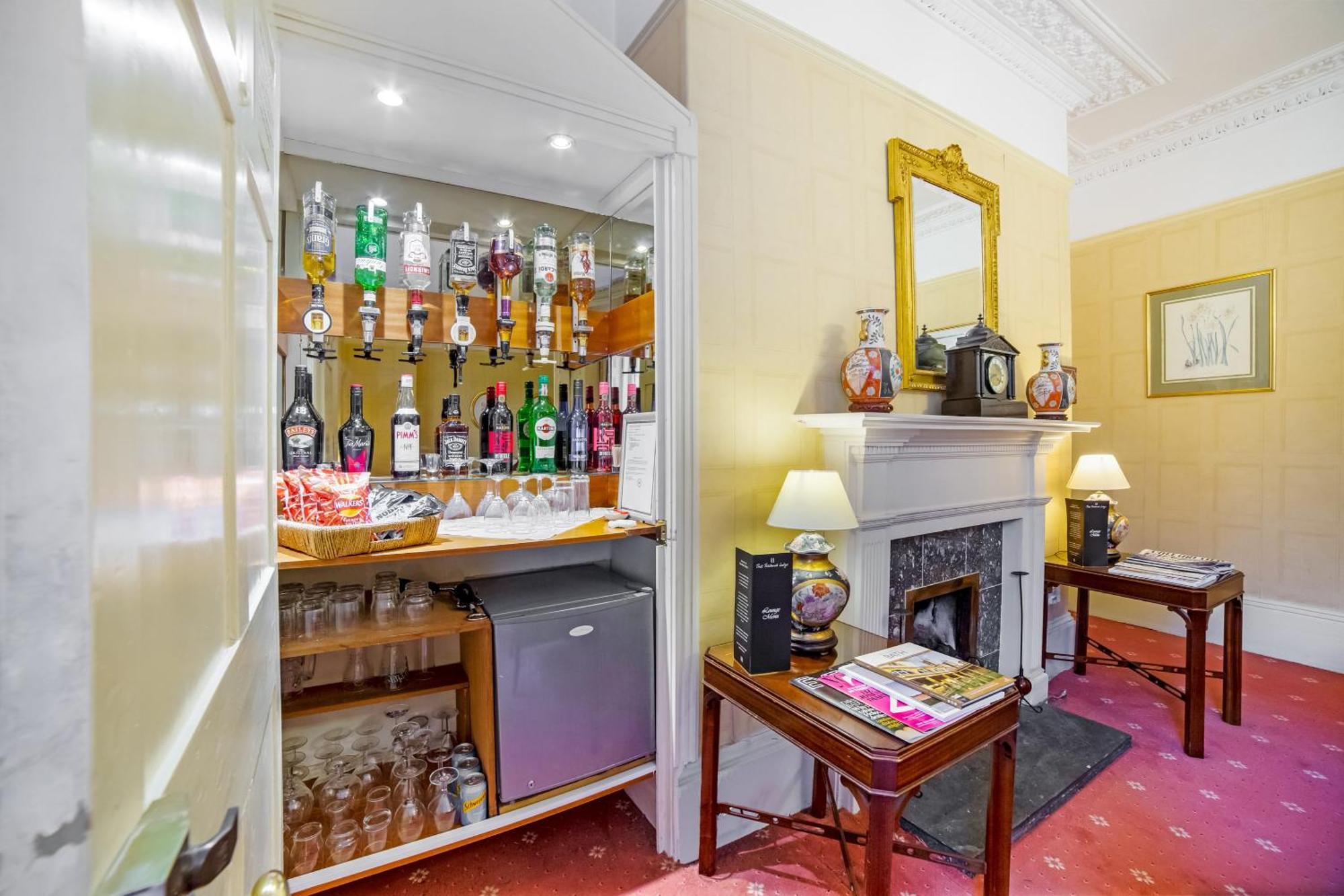 Oyo Bailbrook Lodge, Bath Zewnętrze zdjęcie